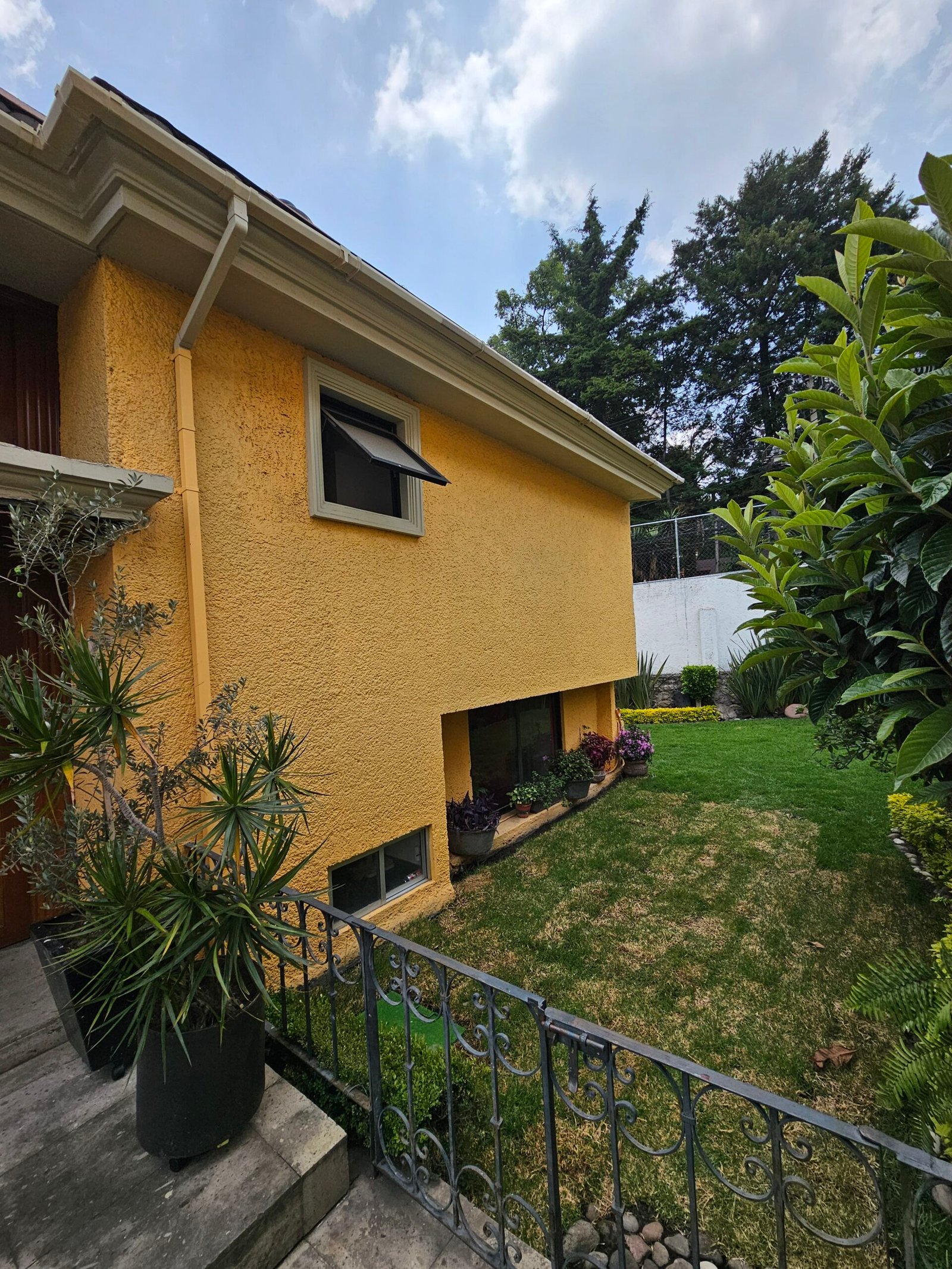 Sistema casi invisible para casa unifamiliar, CDMX